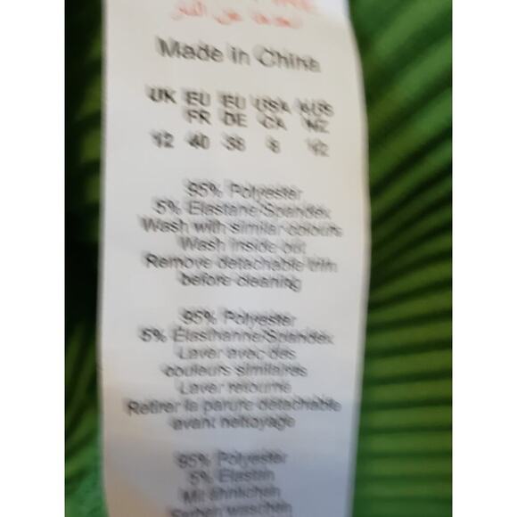 PRETTYLITTLETHING Long Maxi Dress Womens 8 Green Plisse Collared Button Front - Picture 6 of 16